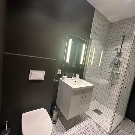 Modern Large 3-bed Near Arena 2025 Βίλα Τρόντχαϊμ