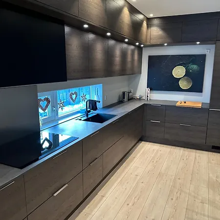 别墅 Modern Large 3-bed Near Arena 2025 特隆赫姆