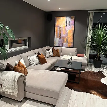 Modern Large 3-bed Near Arena 2025 特隆赫姆
